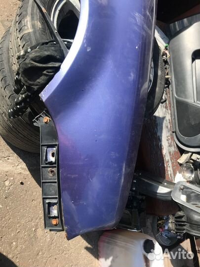 Крыло переднее правое volkswagen Golf / Variant