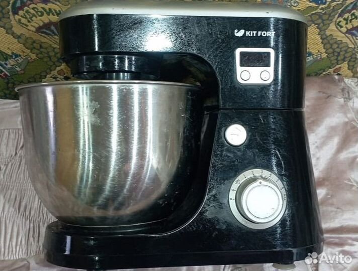 Миксер планетарный Kitfort KT-1308