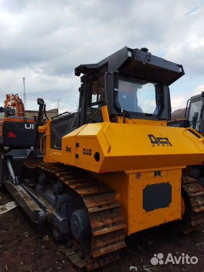 Трактор, 2021