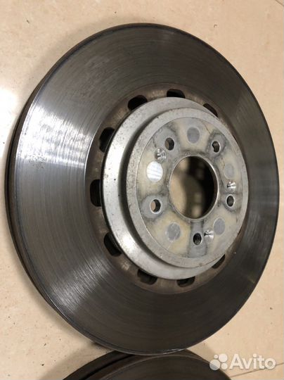 Диски тормозные передние на genesis G90