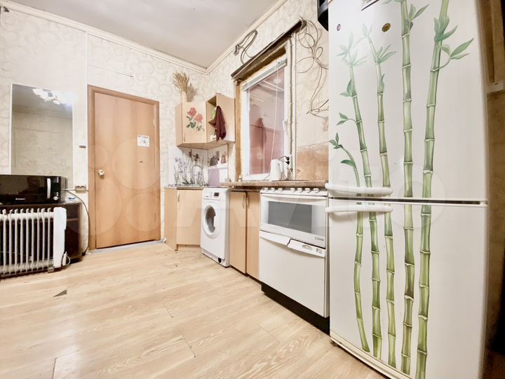 Комната 30 м² в 1-к., 1/2 эт.