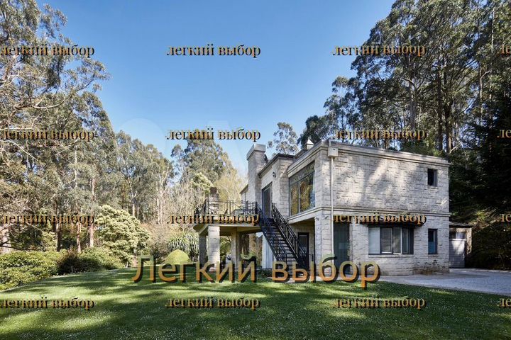 Дом 650 м² на участке 27 сот.