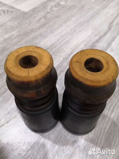 Отбойник на амортизатор audi а4 1998 год