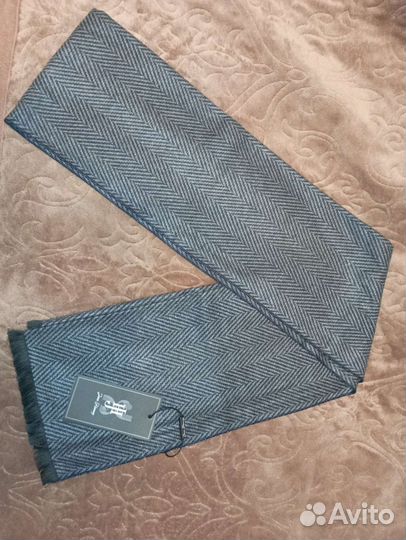 Мужской шарф новый с этикеткой