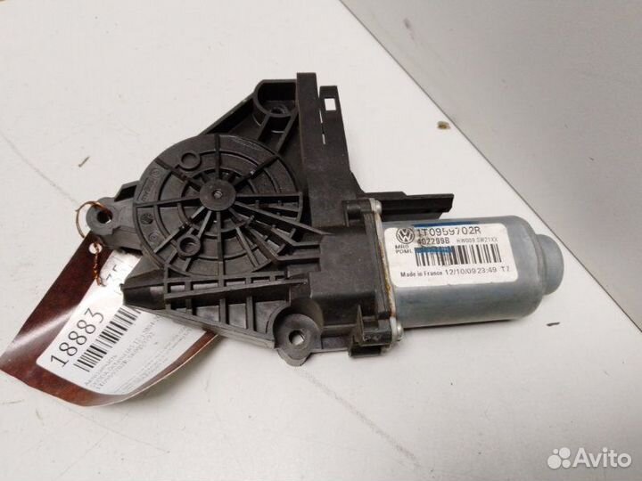 Моторчик стеклоподъемника Skoda Octavia (A5 1Z)