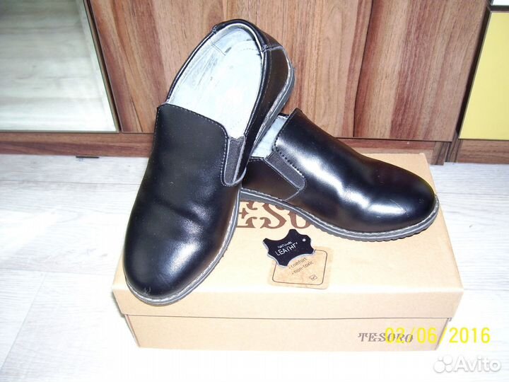 Кожаные ботинки для школы