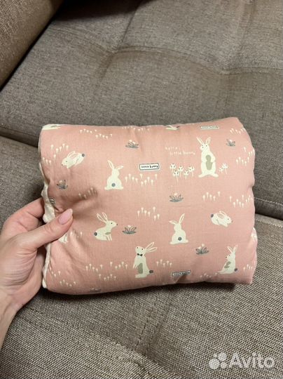 Подушка на руку для кормления малыша