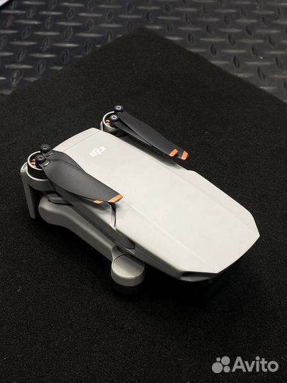 Квадрокоптер dji mini SE после падения