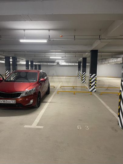 Машиноместо, 15 м²