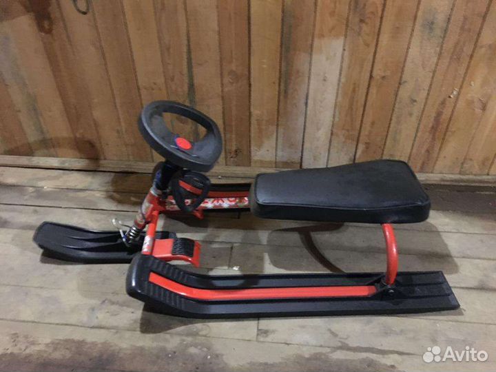 Детский снегокат бу