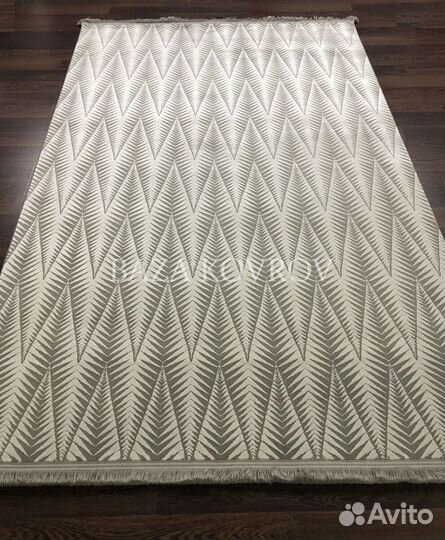 Ковер новый
