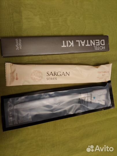 Зубная щетка одноразовая с зубной пастой новая