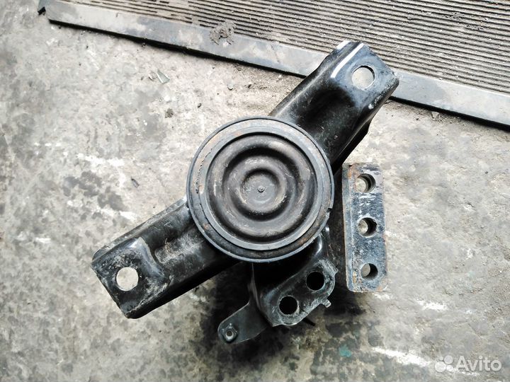 Kia optima опора двигателя правая