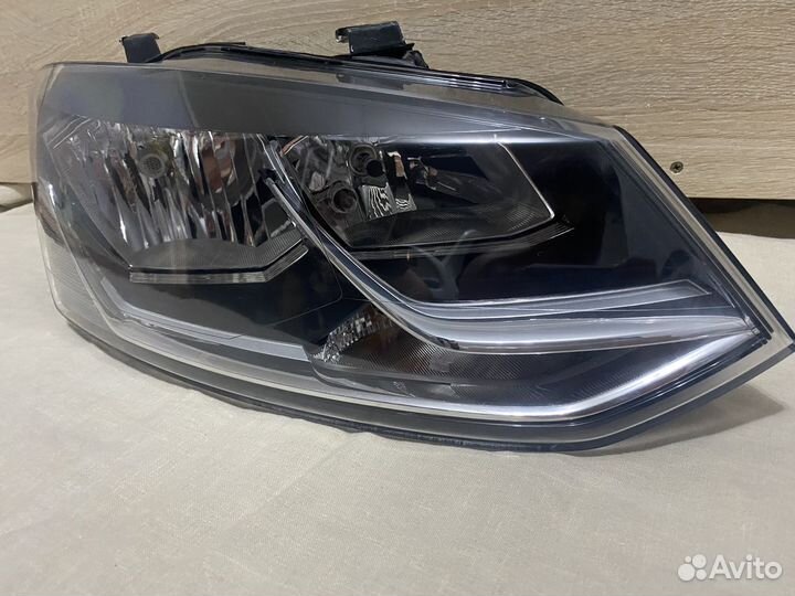 Фара Volkswagen Polo 5 2019г. Оригинал правая