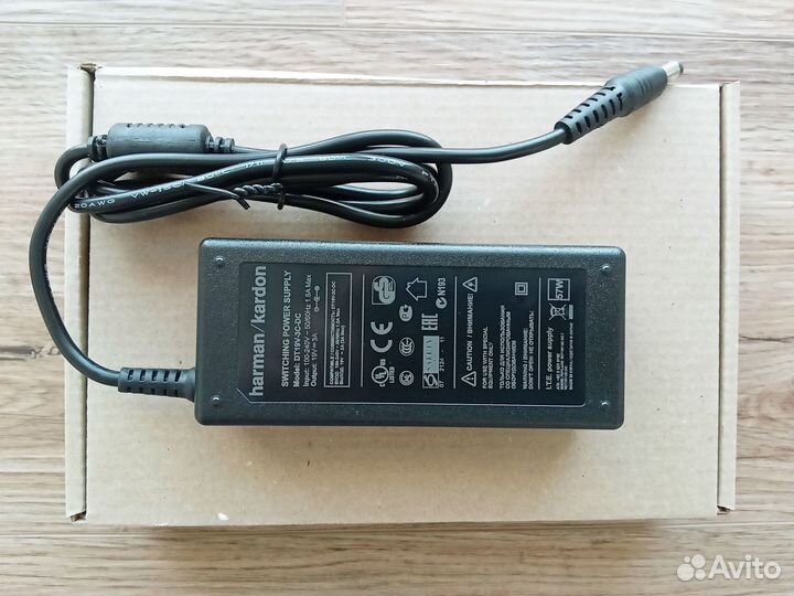 Зарядное устройство Harman Kardon Omni 10, 10+