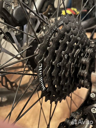 Групсет Shimano 8 скоростей