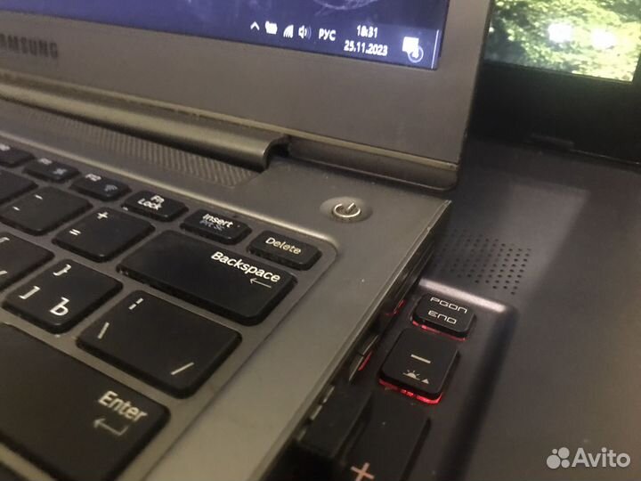 Ноутбук samsung np530