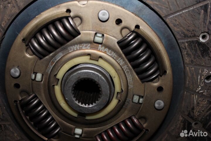 Сцепление в сборе Chevrolet Aveo T250 1.4 F14D4