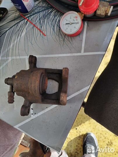 Суппорт задний кашкай