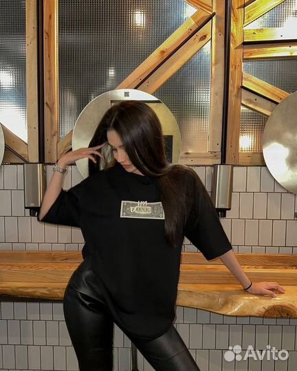 Футболка с долларом