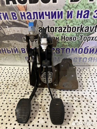 Педальный узел fiat Albea