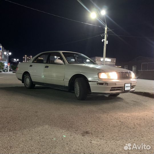 Toyota Crown 2.5 AT, 1995, 300 000 км