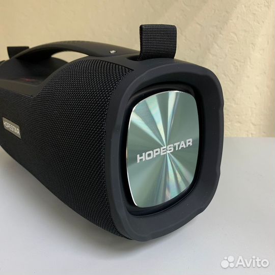 Мощная беспроводная колонка с микрофоном