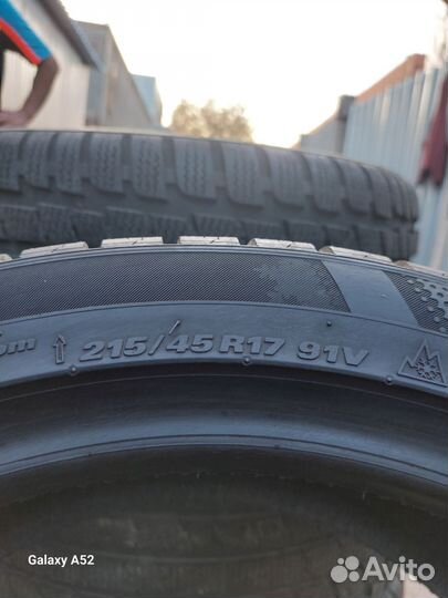 Kumho WinterCraft KW27 215/45 R17 91V