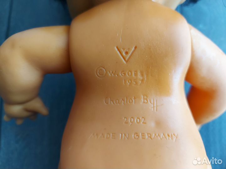 Коллекционная кукла Goebel мальчик