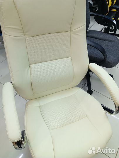 Кресло для руководителя - экокожа (крем)