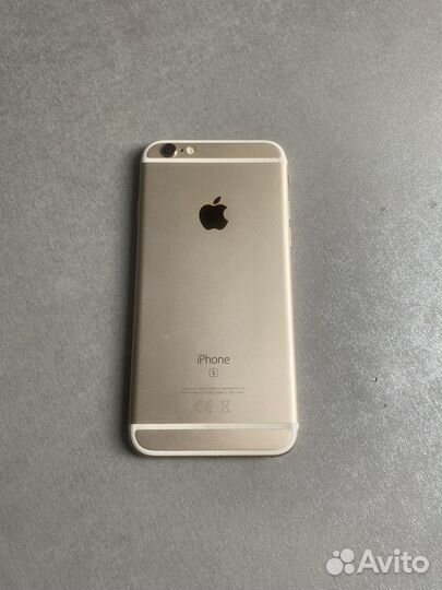 Телефон iPhone 6S