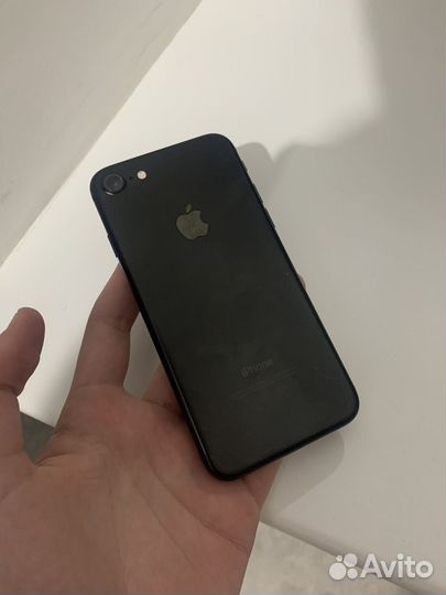 iPhone 7, 32 ГБ