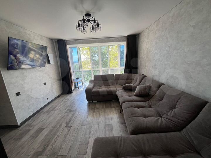 3-к. квартира, 84 м², 3/4 эт.