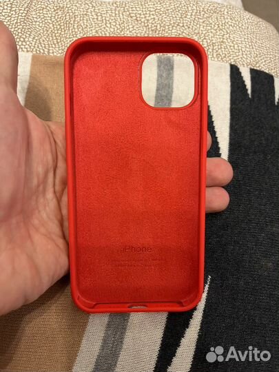 Чехол на iPhone 13