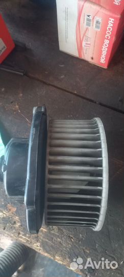 Вентилятор печки Митсубиси Лансер 7