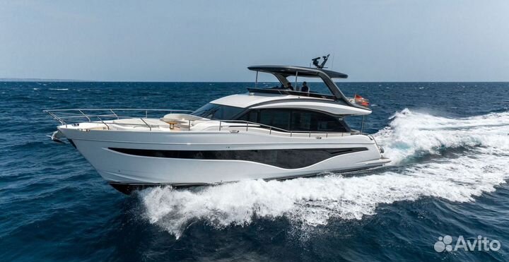 Моторная яхта Princess Y72 (022)