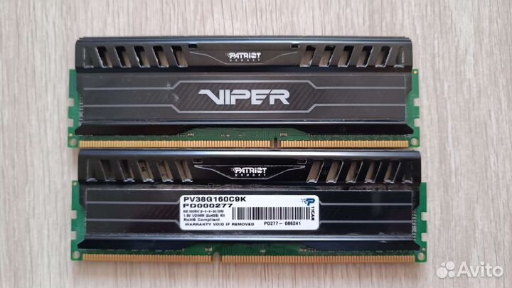 Материнская плата с процессором и памятью