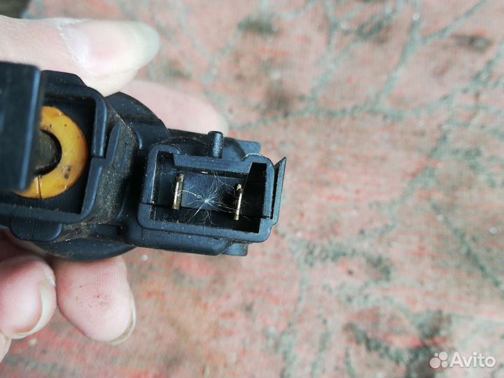 Привод лючка бензобака Рено Меган 2