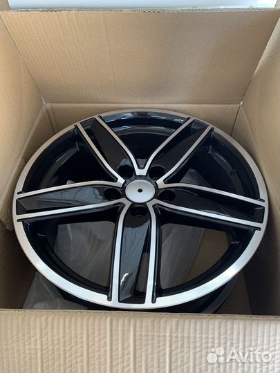 Диски 8.0J17 ET41 D57.1 Replica LA Concept VW 535