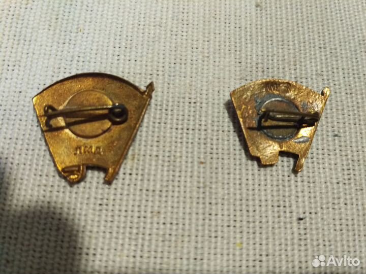 Значки влксм и другие. Тяжмет