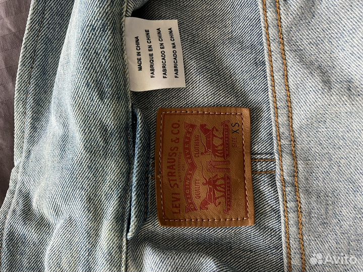 Джинсовая куртка женская levis