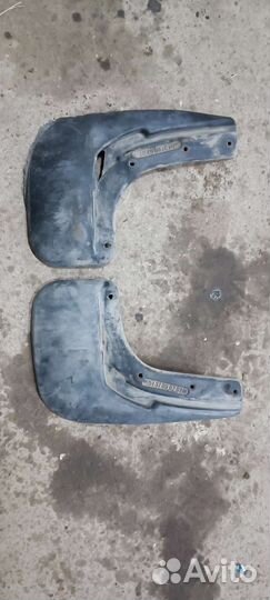 Брызговик задний L R volkswagen polo 5