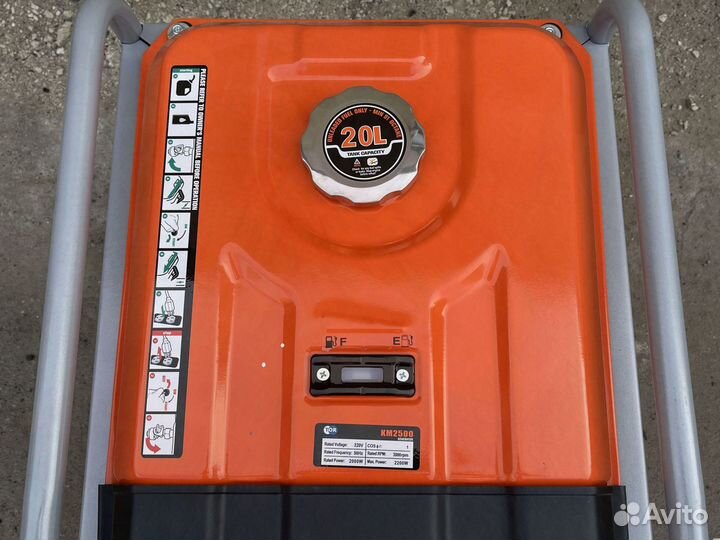 Бензиновый генератор 2квт