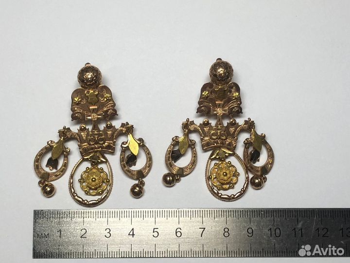 Золотые серьги
