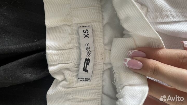 Шорты женские