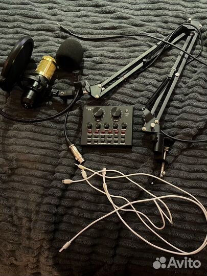Звуковая карта с микрофоном
