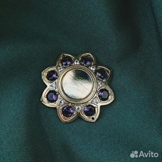 Мощевик с камнями