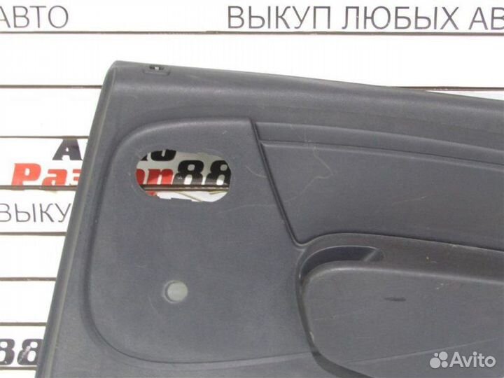 Обшивка двери задняя правая Renault Logan 1 2011