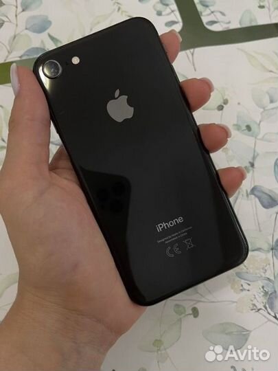 iPhone 8, 64 ГБ