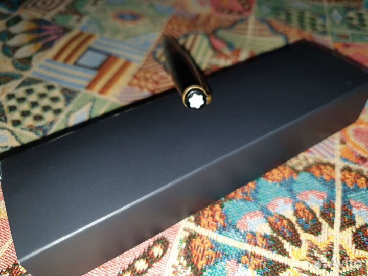 Ручка Montblanc 34 с золотым пером